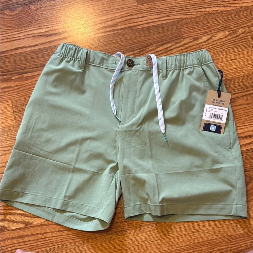 Chubbies The Basils 6.0 Everywear Short Green Flat Front Casual Shorts Large